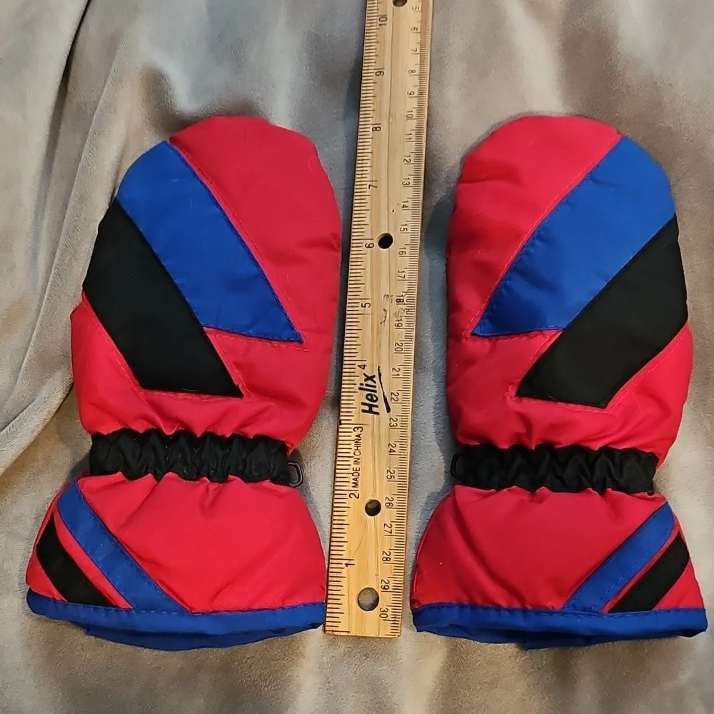 Vintage 4-7 Years Children's Mittens Red Black And Blue Paris